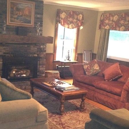 Smugglers Notch Inn Jeffersonville Екстер'єр фото