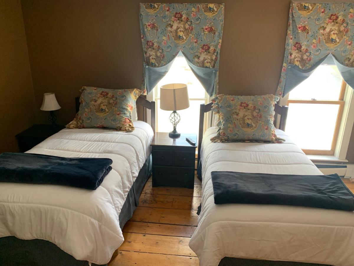 Smugglers Notch Inn Jeffersonville Екстер'єр фото